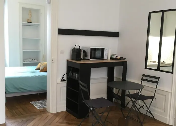 Ancien, Lit 160 * Le Mans